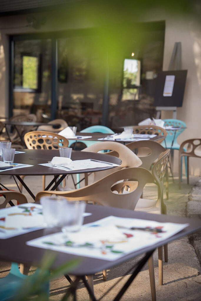 campsite with restaurant in Ardèche