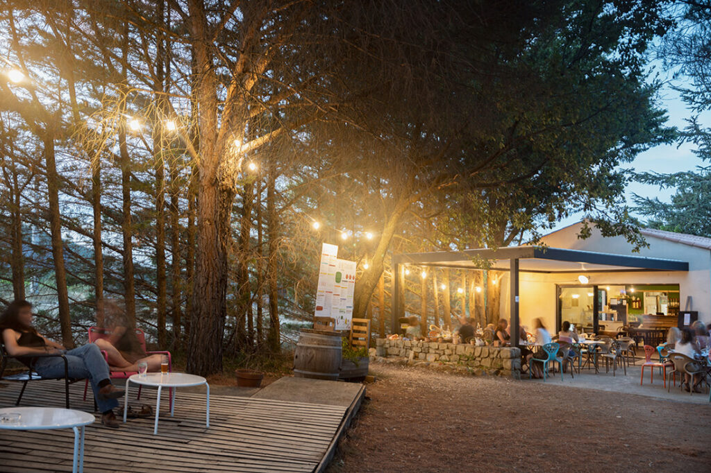 campsite with restaurant in Ardèche